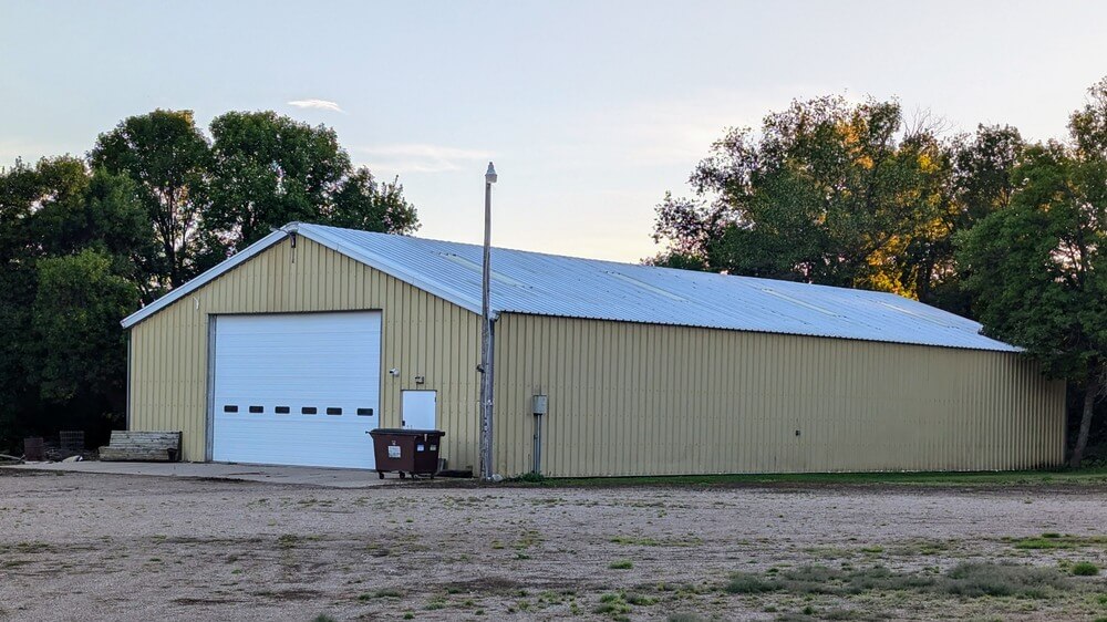 Shop Building Storage - View 1
